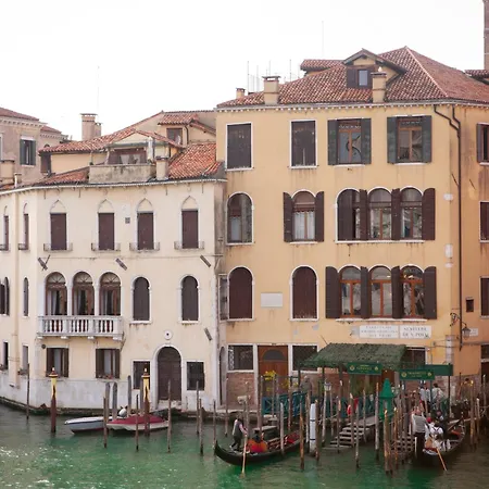 Do Leoni Apartments Venice-2